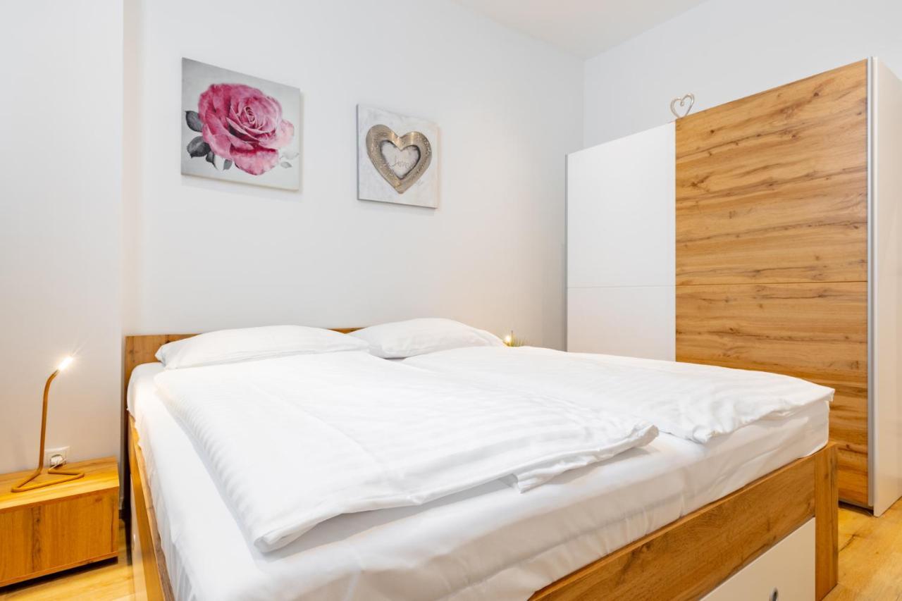 Budget Rooms West With Shared Kitchen Wien Exterior foto