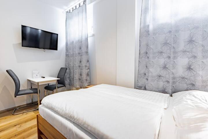 Budget Rooms West With Shared Kitchen Wien Exterior foto