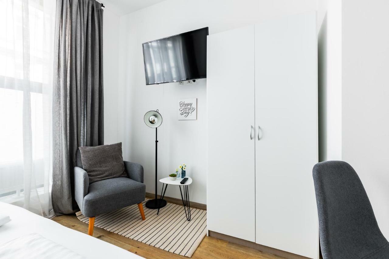Budget Rooms West With Shared Kitchen Wien Exterior foto